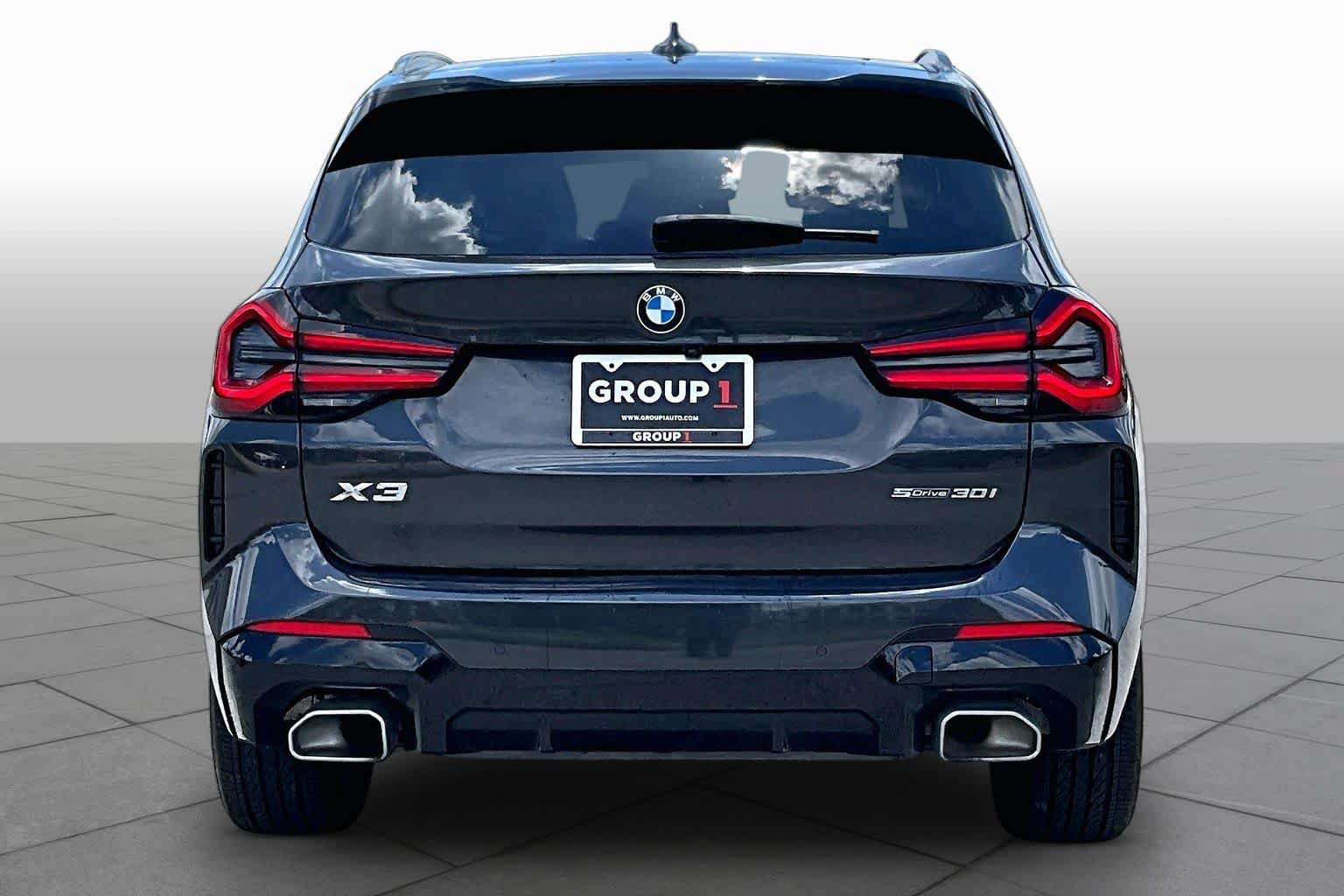 Used 2024 BMW X3 sDrive30i w/ Premium Package RWD image 4