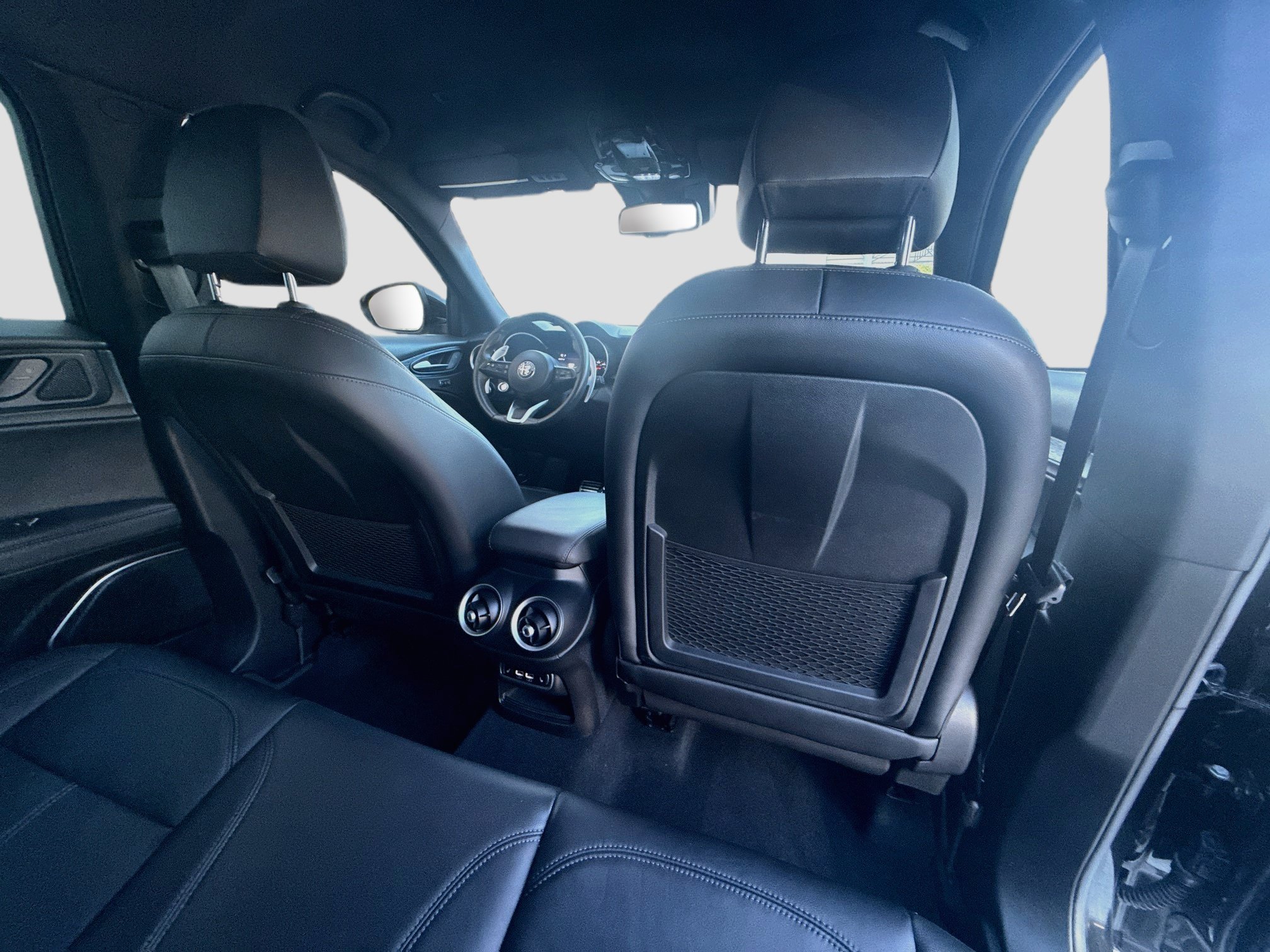 Used 2023 Alfa Romeo Stelvio Sprint RWD image 29