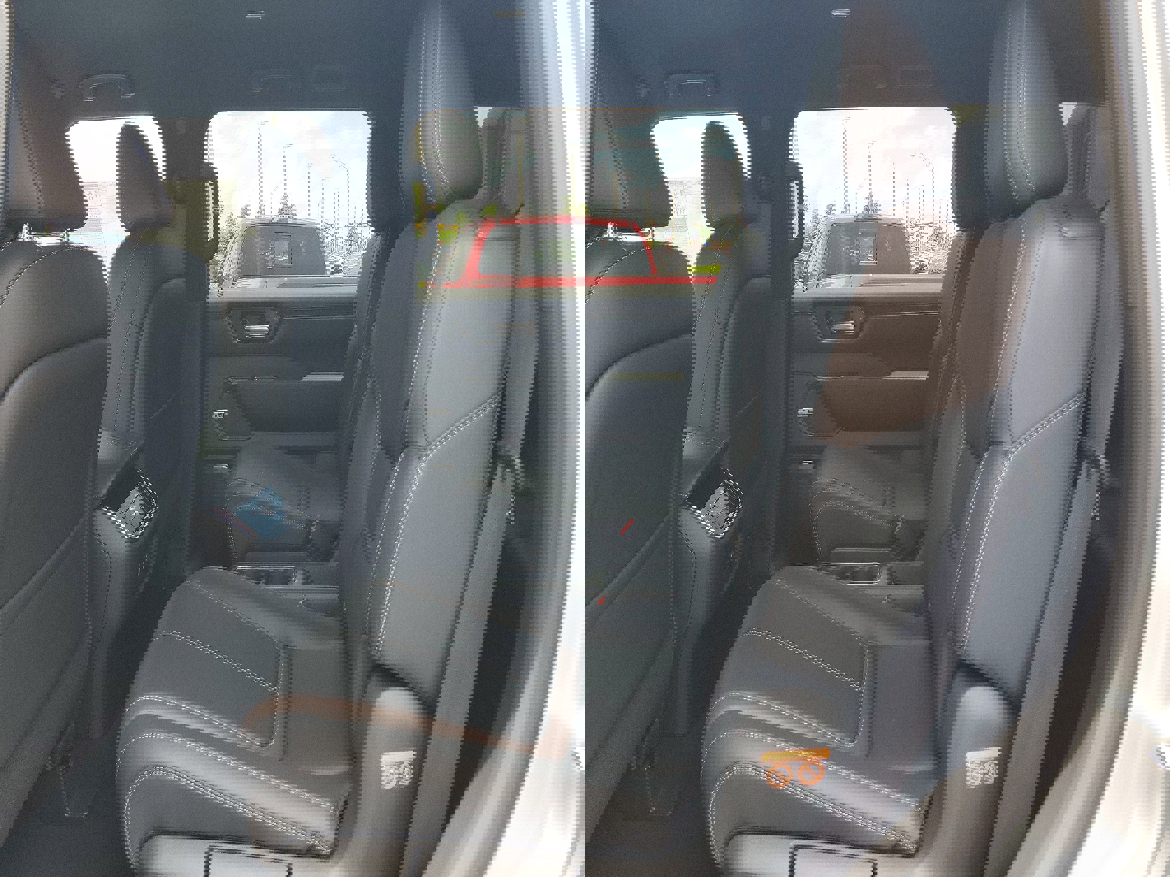 New 2025 Nissan Armada SL w/ Captain's Chari Seat Package image 11