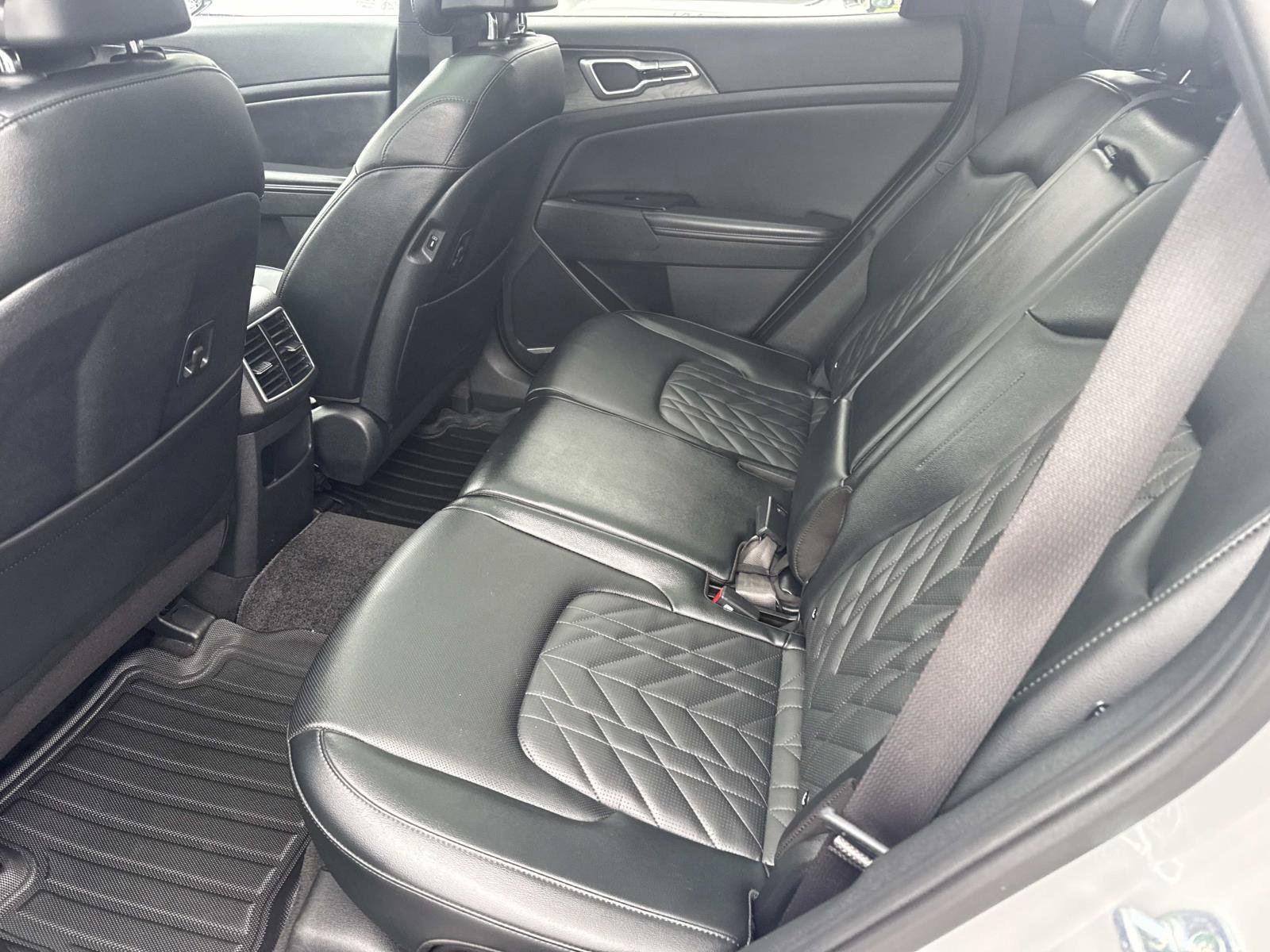 Used 2023 Kia Sportage X-Line w/ X-Line Premium Package AWD/4WD image 16