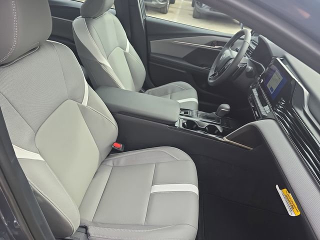 New 2026 Toyota Camry SE image 10