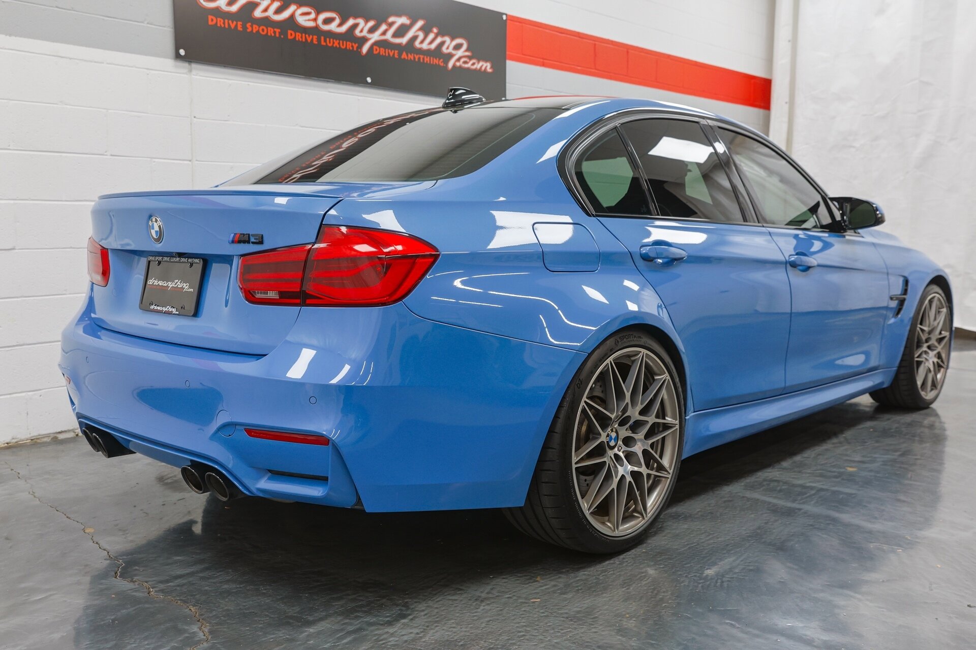 Used 2016 BMW M3 RWD image 26