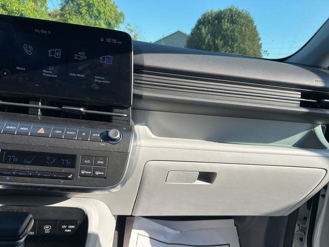 Used 2025 Hyundai Kona SEL image 12