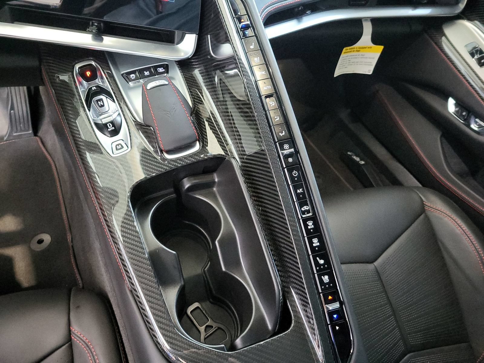 Used 2024 Chevrolet Corvette Z06 RWD image 33