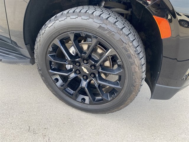 Used 2023 Chevrolet Tahoe RST image 4