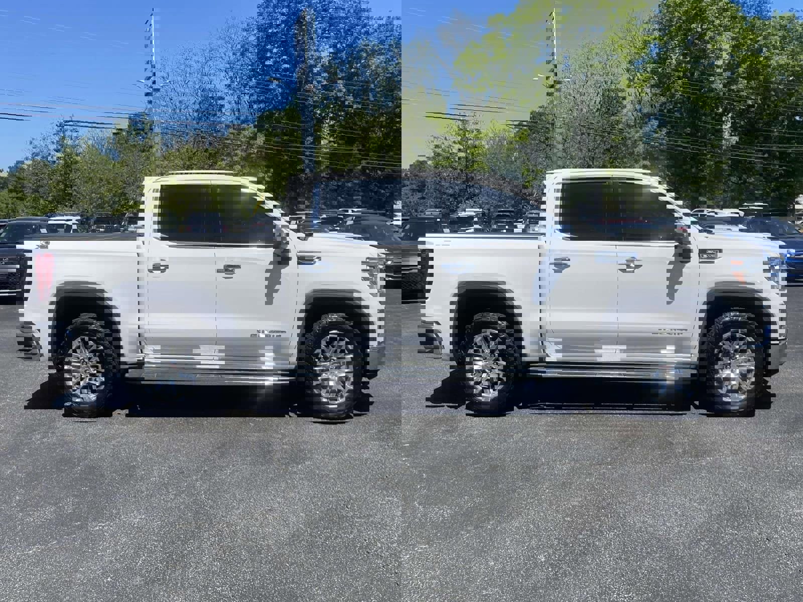 Used 2019 GMC Sierra 1500 SLT w/ SLT Premium Plus Package image 2