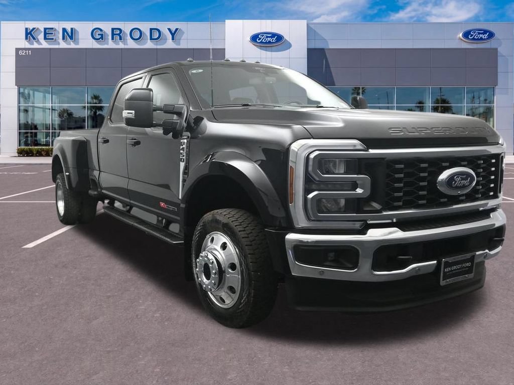 New 2026 Ford F450 Lariat w/ Lariat Premium Package