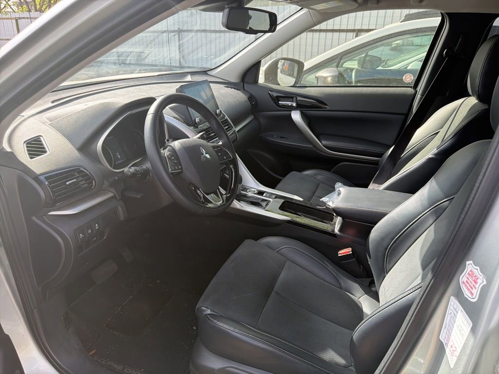 Used 2025 Mitsubishi Eclipse Cross SE image 4
