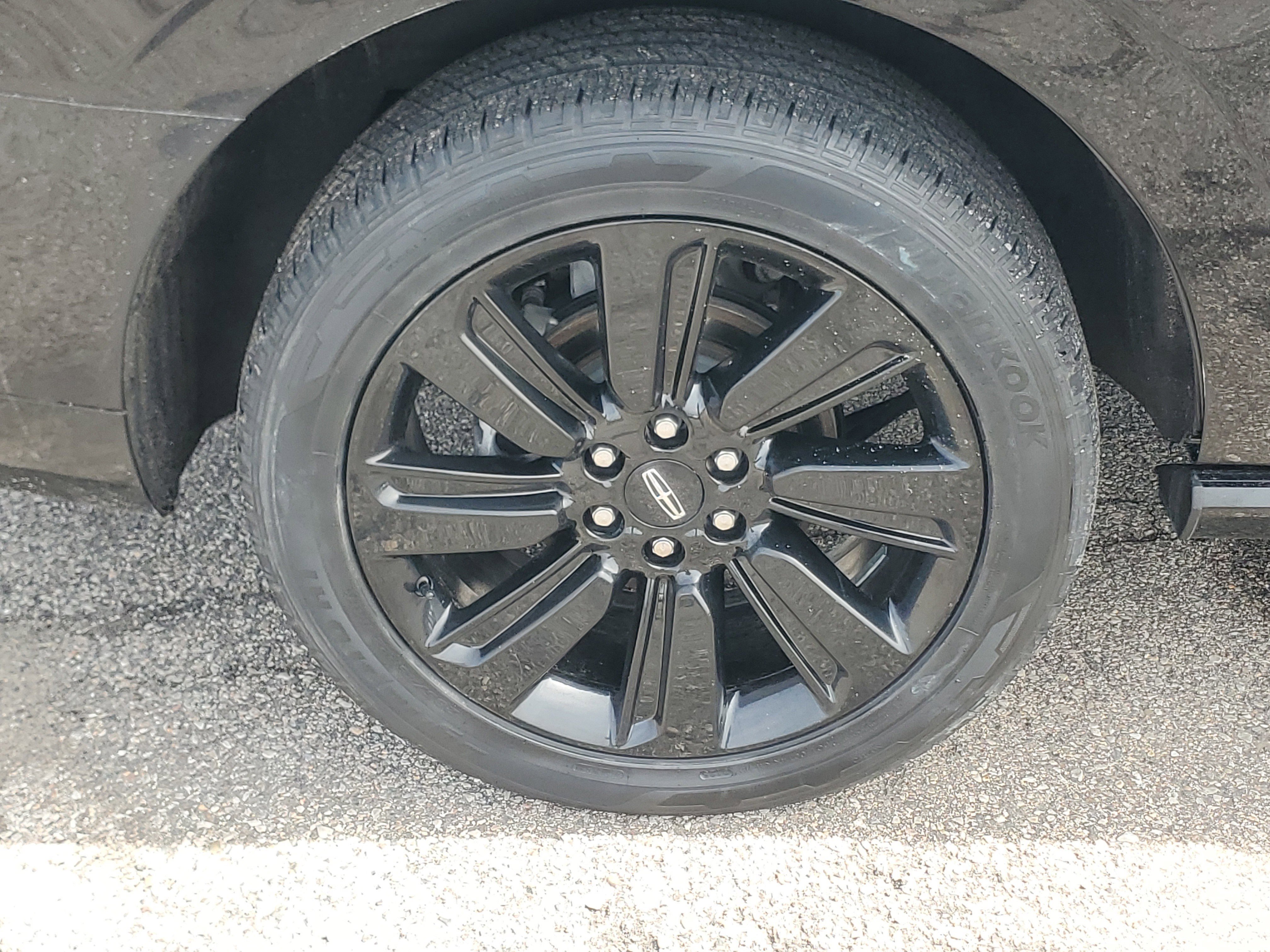 Certified 2023 Lincoln Navigator Reserve AWD/4WD image 7