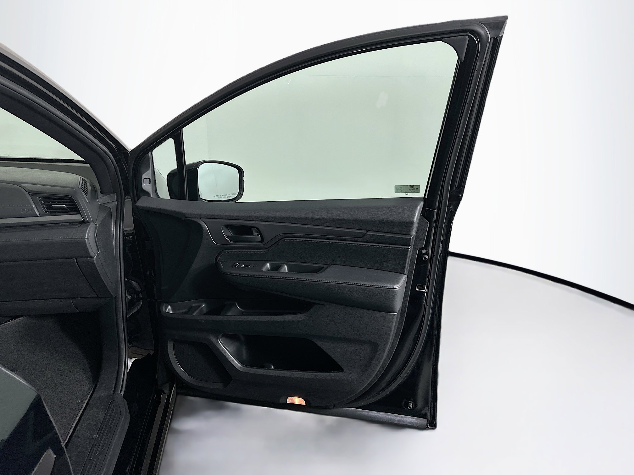 Used 2025 Honda Odyssey Sport-L image 33
