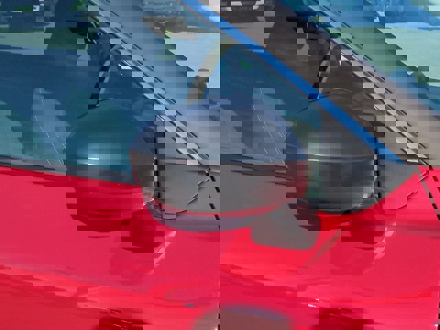 Used 2025 Nissan Rogue S image 12