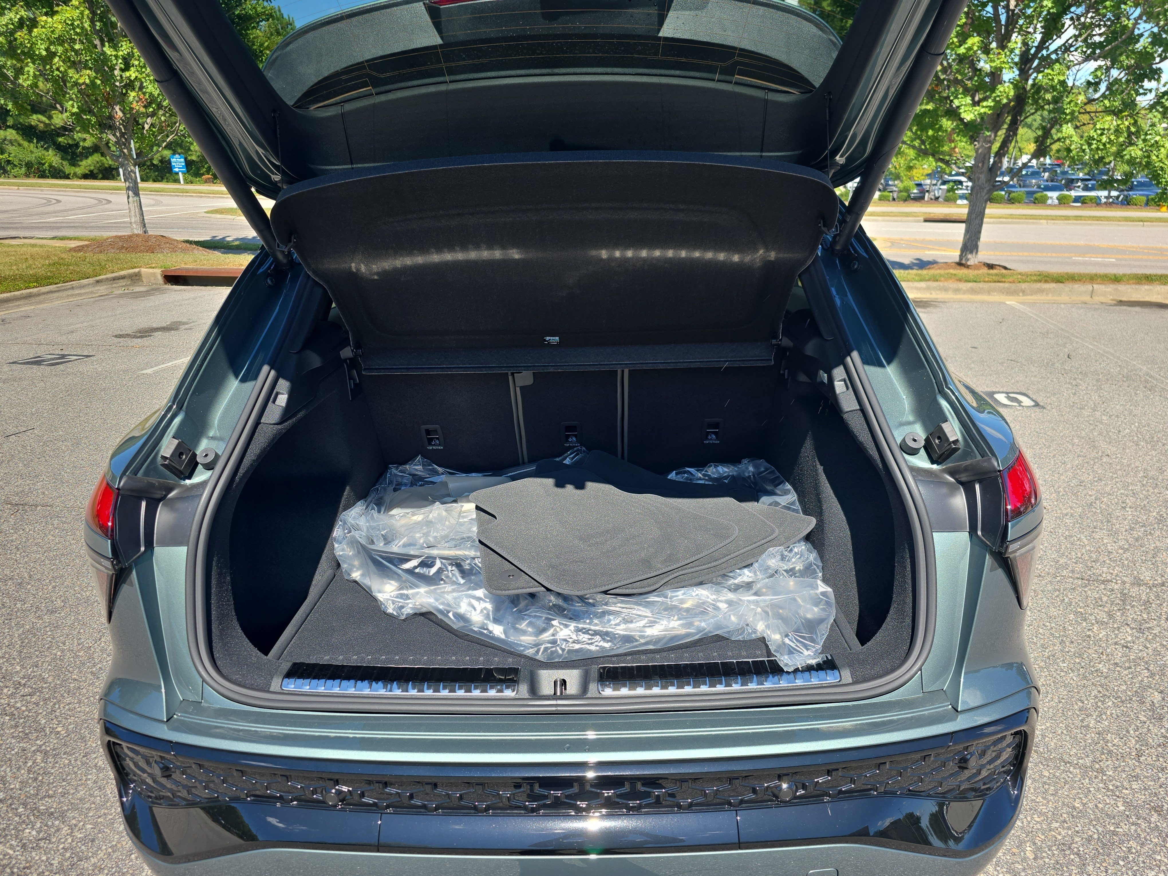 New 2026 Audi Q3 quattro 2.0T AWD/4WD image 12