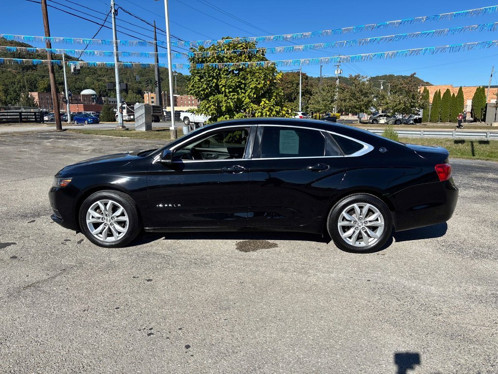 Used 2017 Chevrolet Impala LT FWD image 2