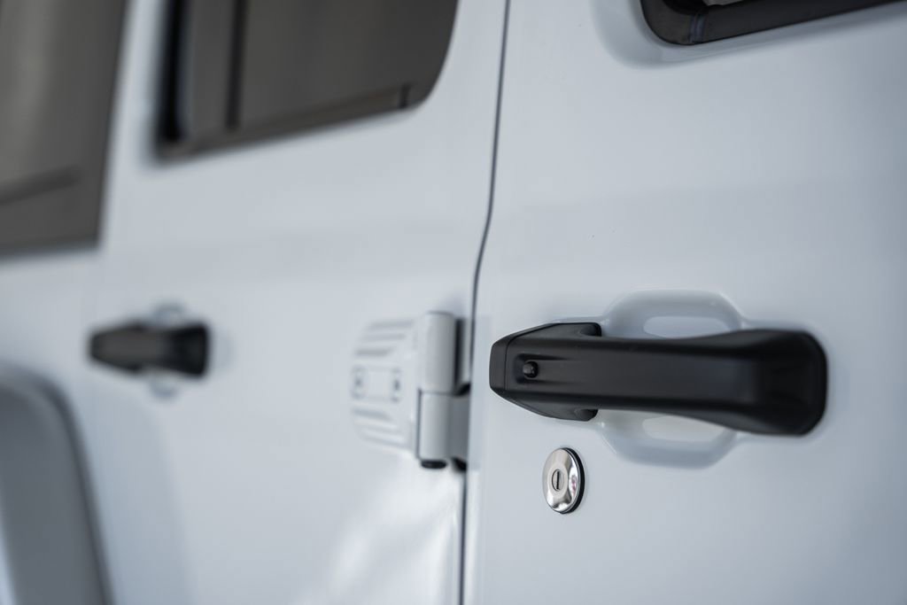 New 2025 Jeep Wrangler Rubicon w/ Steel Bumper Group image 15