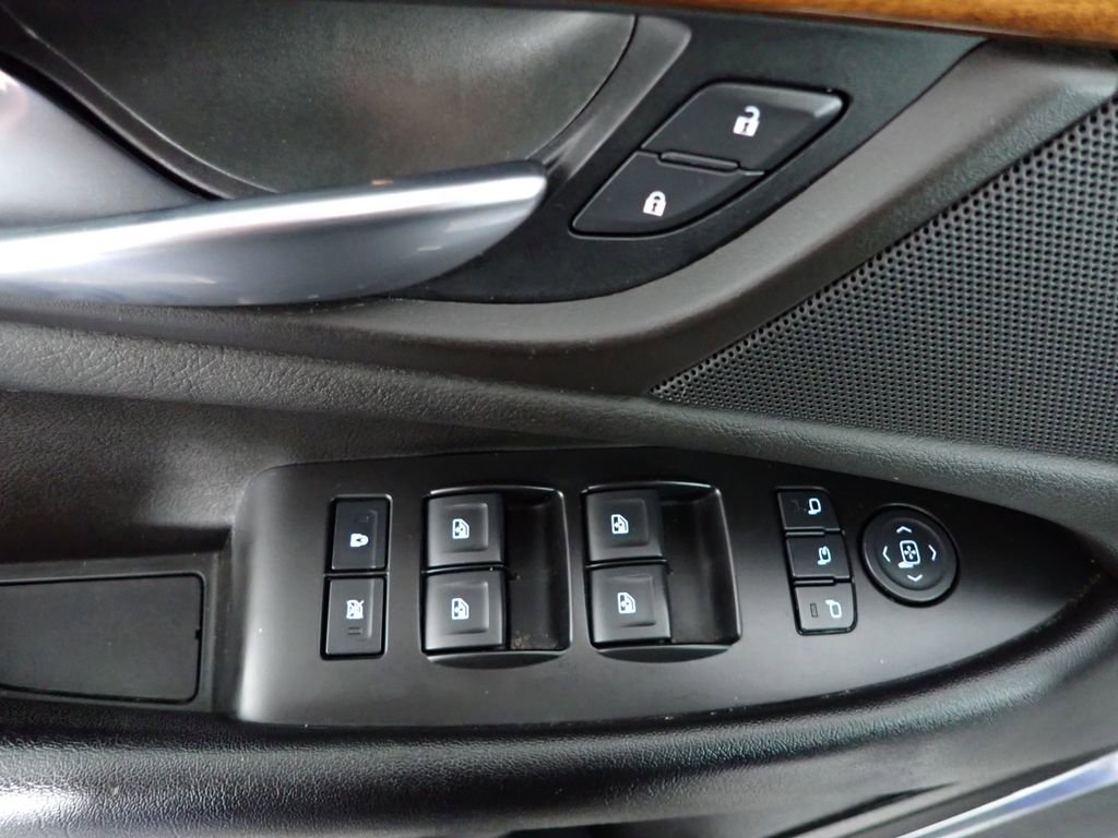 Used 2016 Cadillac Escalade Luxury image 25