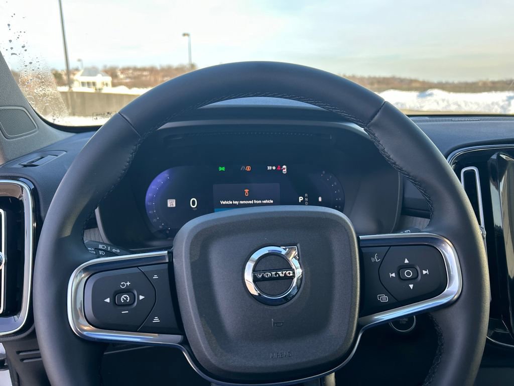 New 2026 Volvo XC40 B5 Ultra w/ Protection Package Premier AWD/4WD image 12