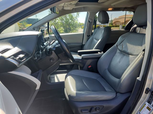Used 2021 Toyota Sienna Limited FWD image 18
