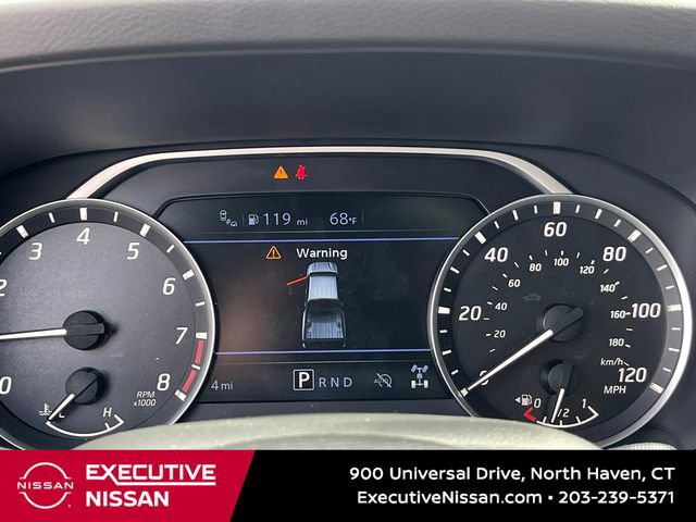 Used 2025 Nissan Frontier SV image 14