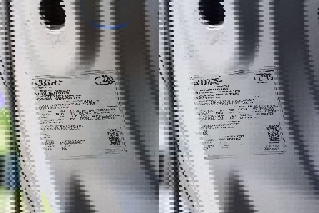 Used 2023 Audi e-tron Premium Plus w/ Premium Plus Package image 26