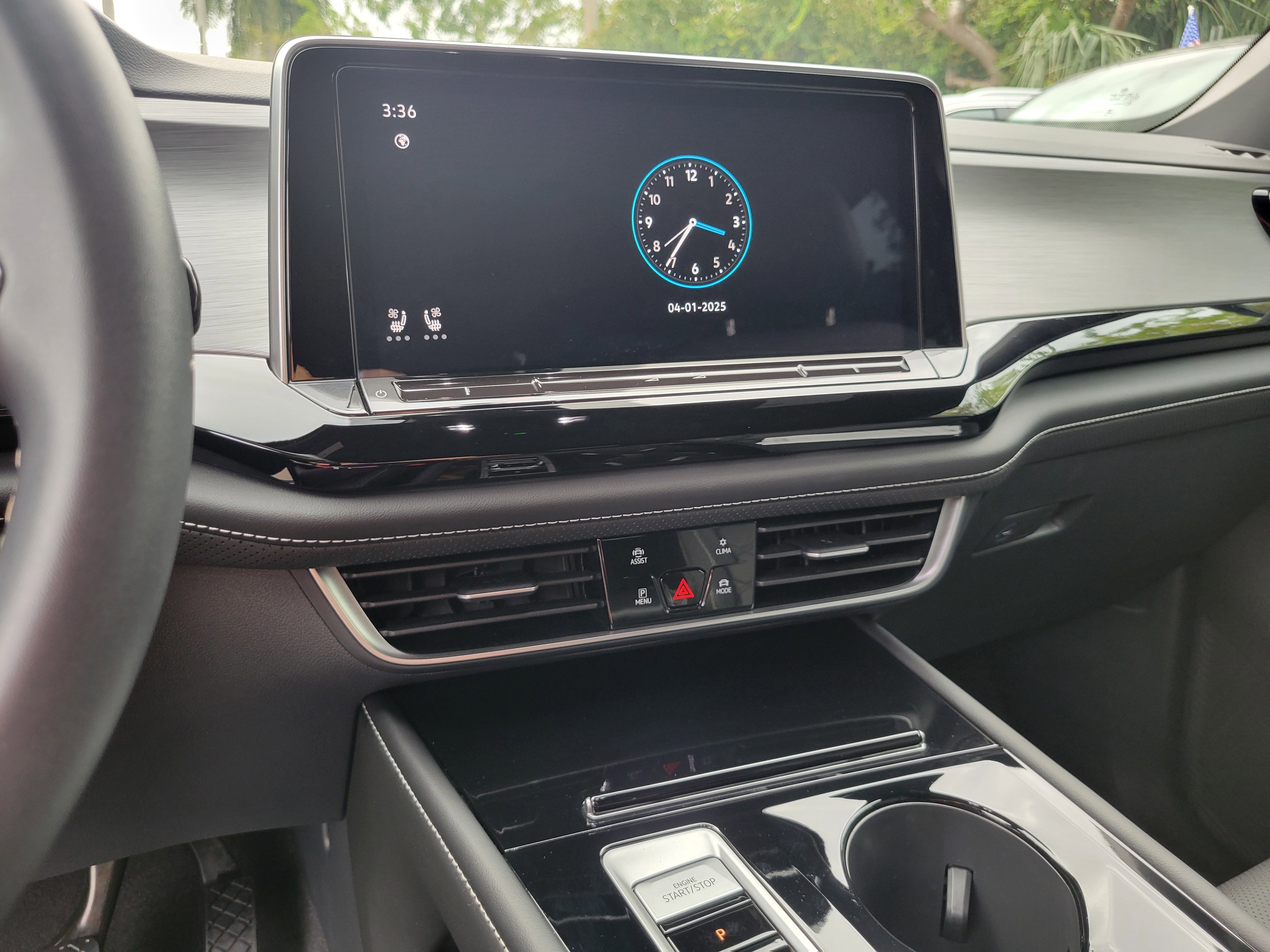 Used 2024 Volkswagen Atlas Cross Sport SE image 22