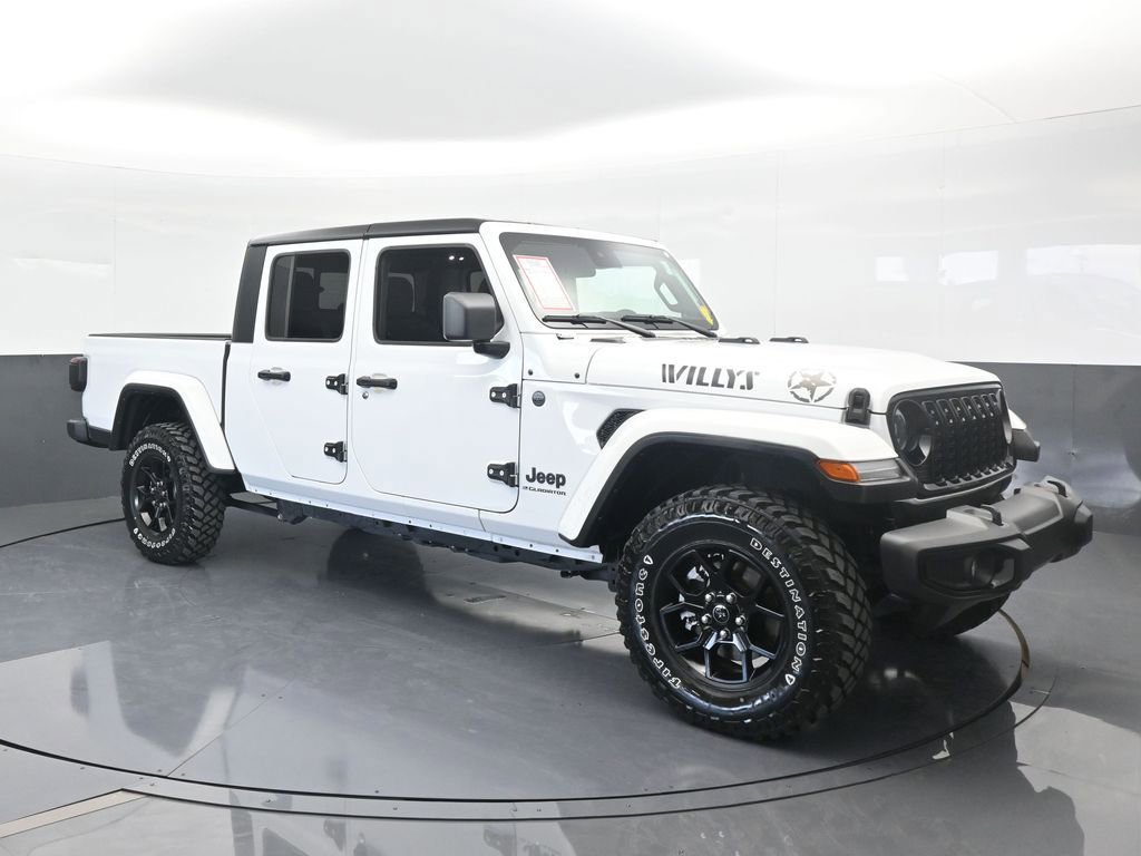 Used 2024 Jeep Gladiator Willys image 8
