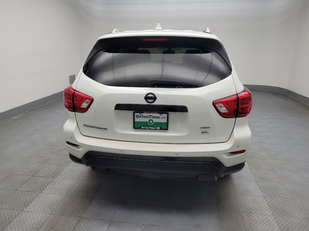 Used 2019 Nissan Pathfinder SL image 7