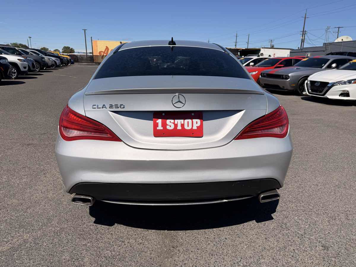 Used 2014 Mercedes-Benz CLA 250 image 4