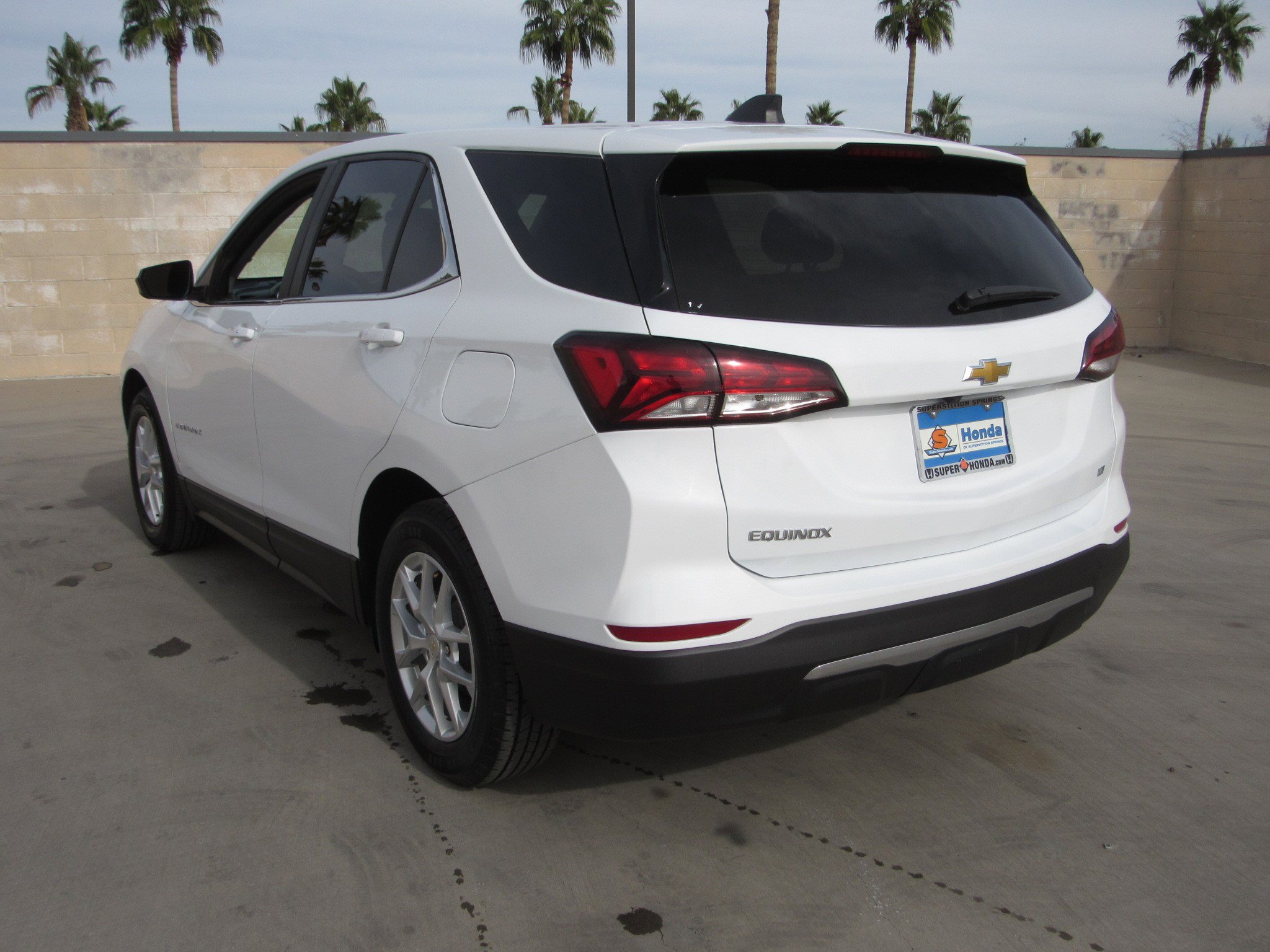 Used 2023 Chevrolet Equinox LT FWD image 6