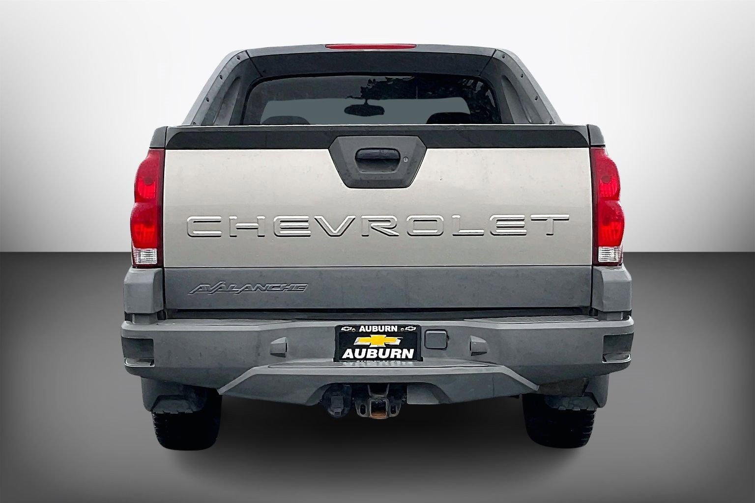 Used 2002 Chevrolet Avalanche 4x4 w/ Convenience Pkg image 4