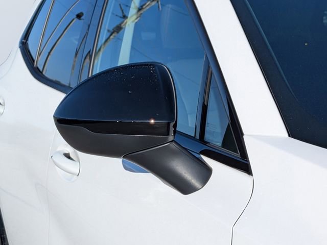 Used 2023 Buick Envision Essence w/ Sport Touring Package image 11