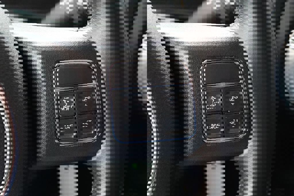 Used 2017 Jeep Wrangler Unlimited Rubicon w/ Dual Top Group image 24