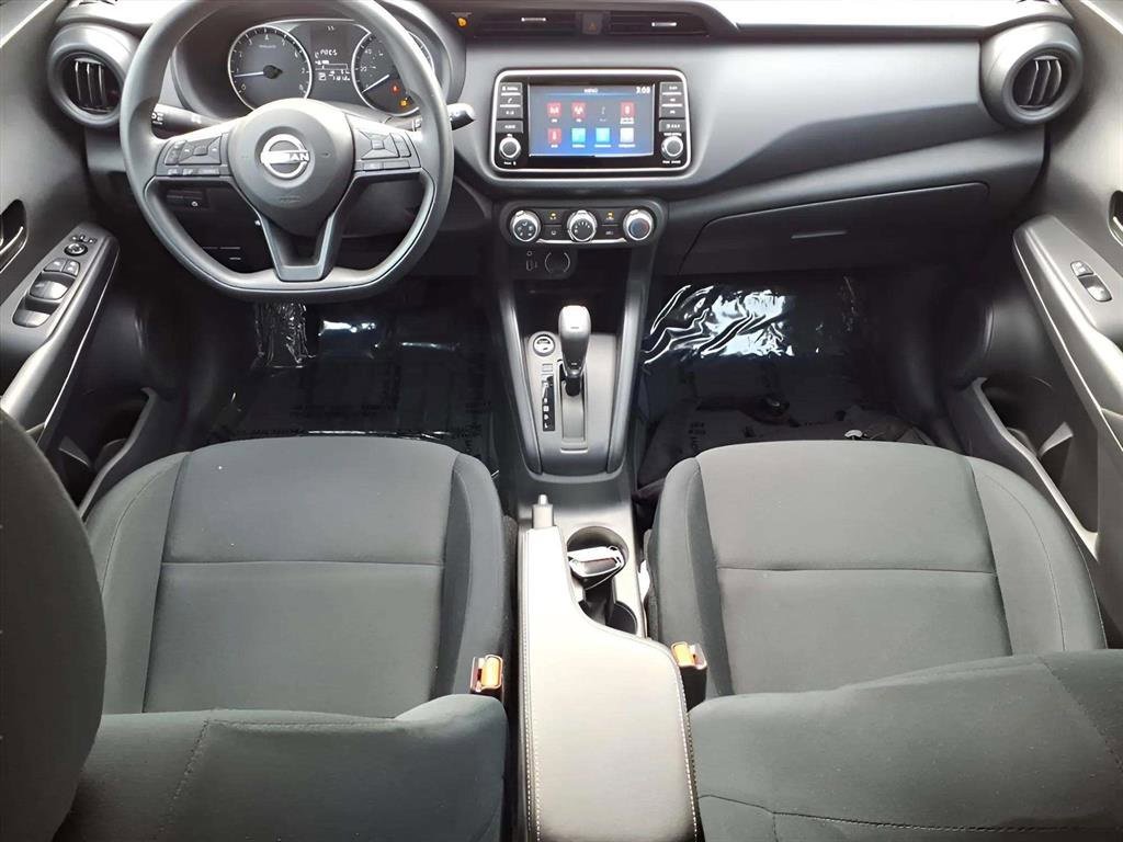 Used 2024 Nissan Kicks S image 10