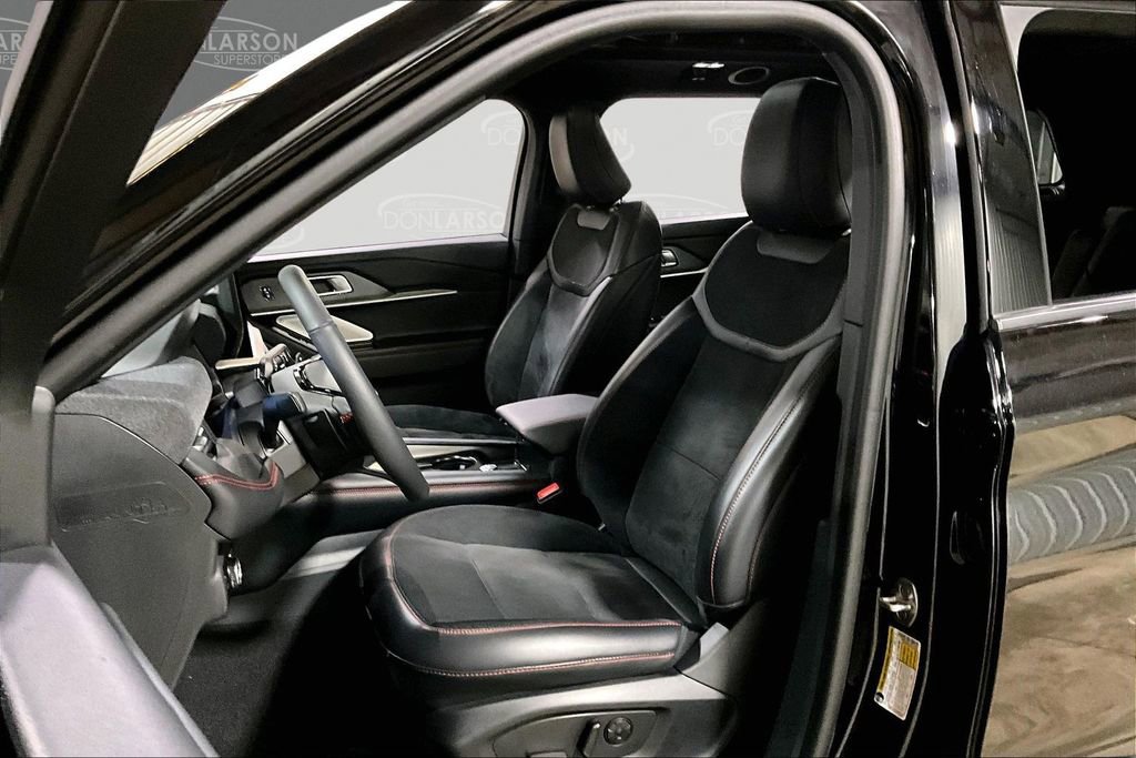 Used 2025 Ford Explorer ST w/ Sun And Sound Package image 13