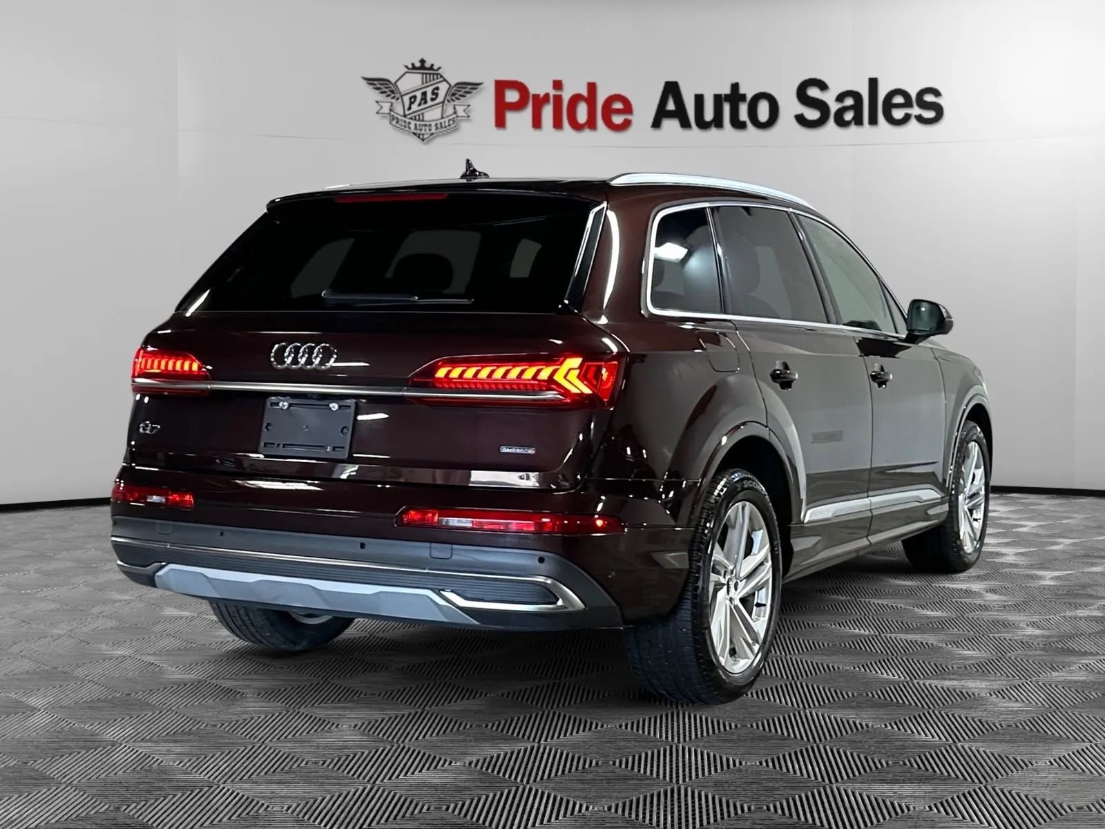Used 2021 Audi Q7 3.0T Premium Plus AWD/4WD image 8