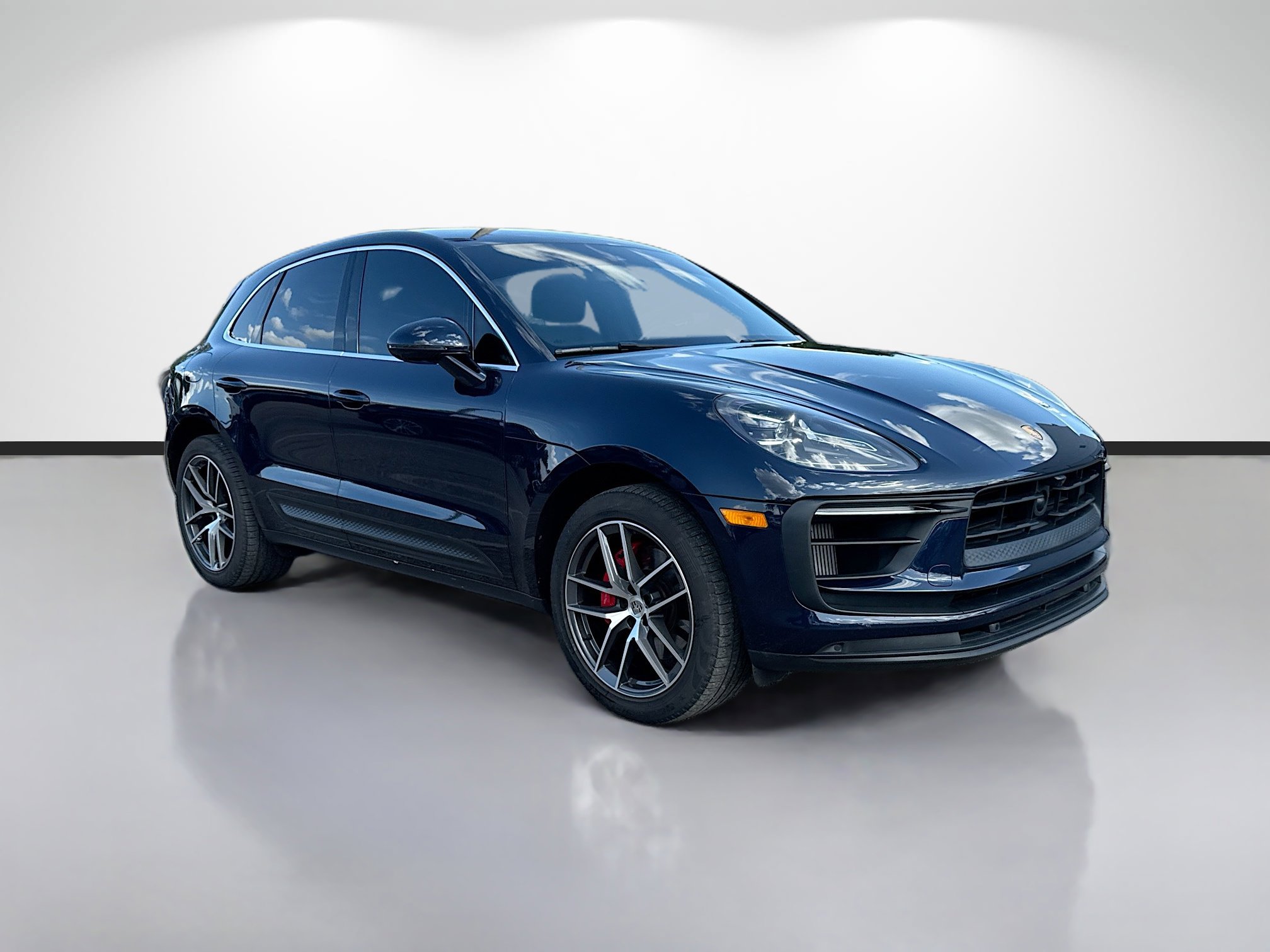 Used 2022 Porsche Macan S image 1