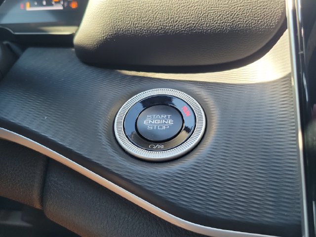 Used 2025 Jeep Grand Cherokee Laredo RWD image 25