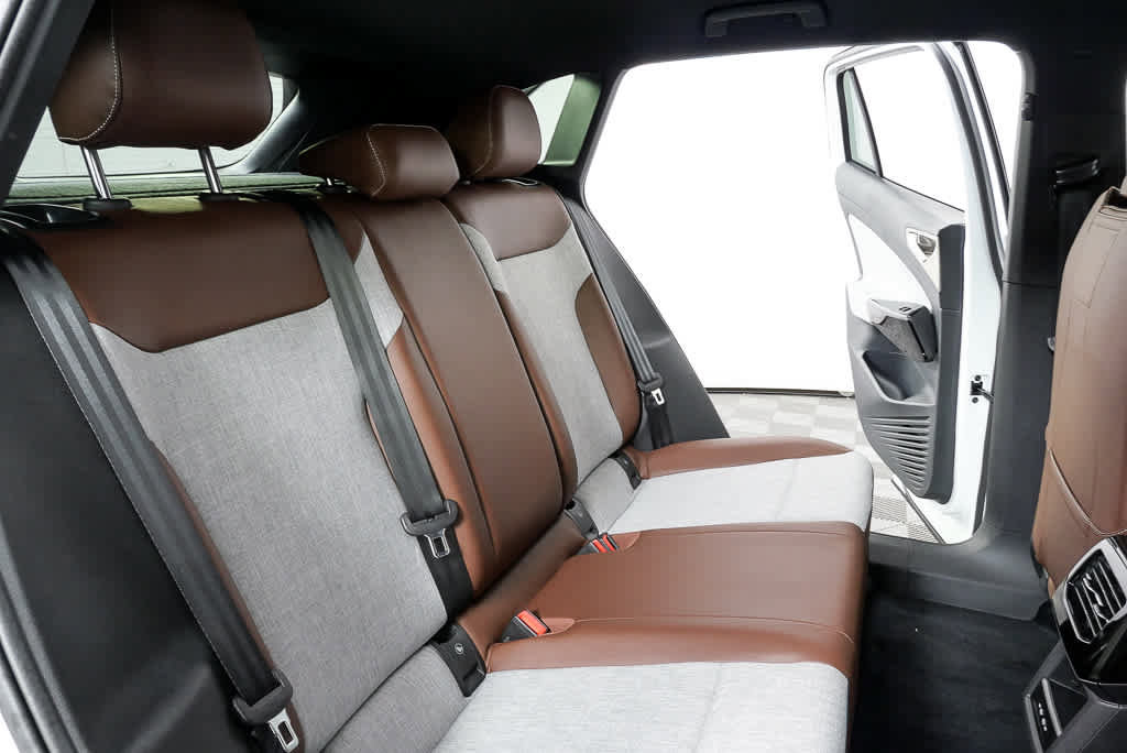 New 2026 Volkswagen ID.4 Pro RWD image 21