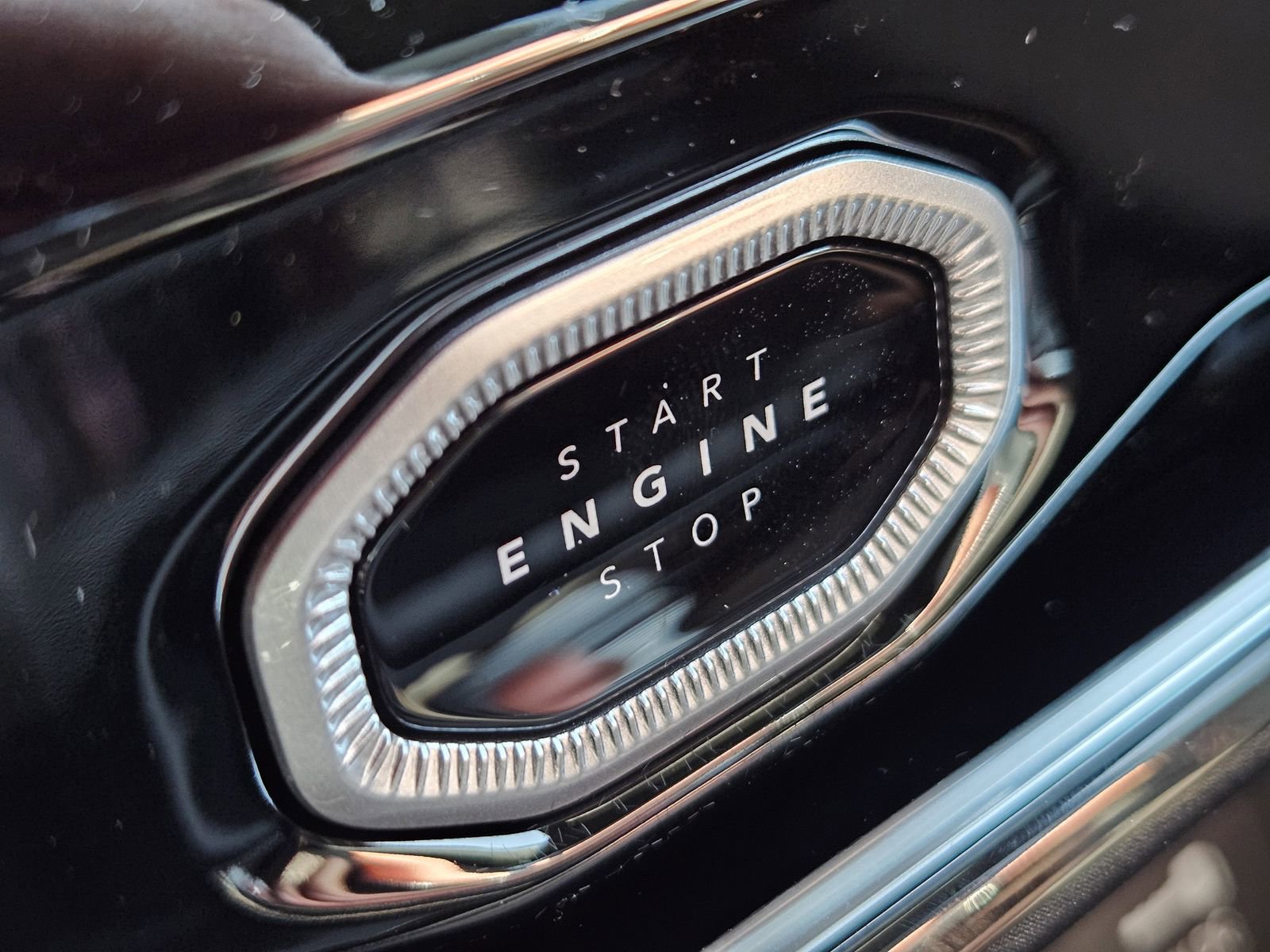 New 2026 Jeep Grand Cherokee L Summit w/ Obsidian Package image 22