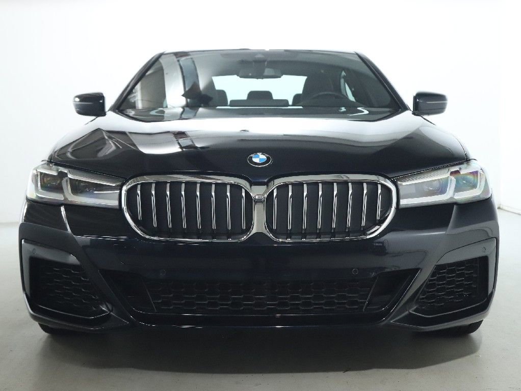 Certified 2022 BMW 540i xDrive w/ M Sport Package image 6