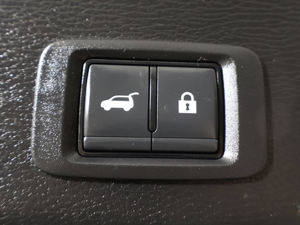 Used 2025 Mitsubishi Outlander SE FWD image 51