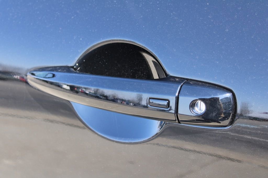 New 2026 Nissan Pathfinder SL image 9