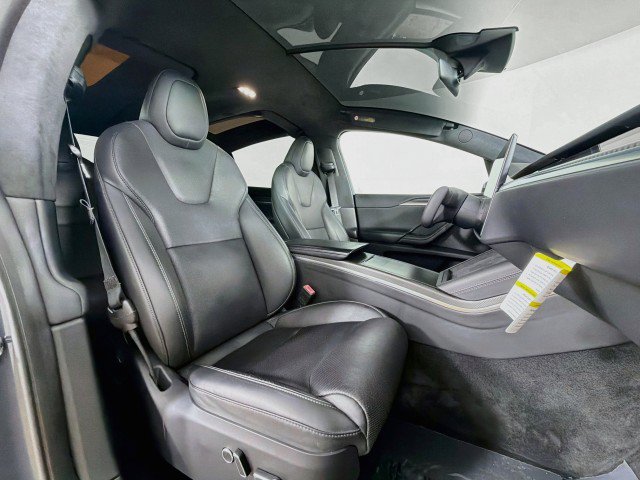 Used 2022 Tesla Model X Plaid AWD/4WD image 27