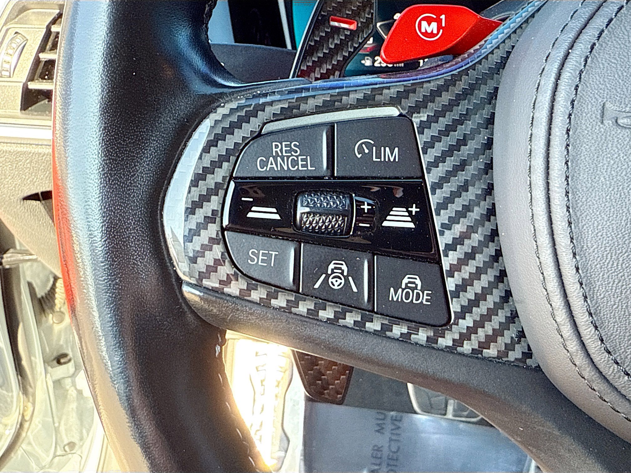 Used 2023 BMW M4 Competition w/ M Carbon Exterior Package image 36