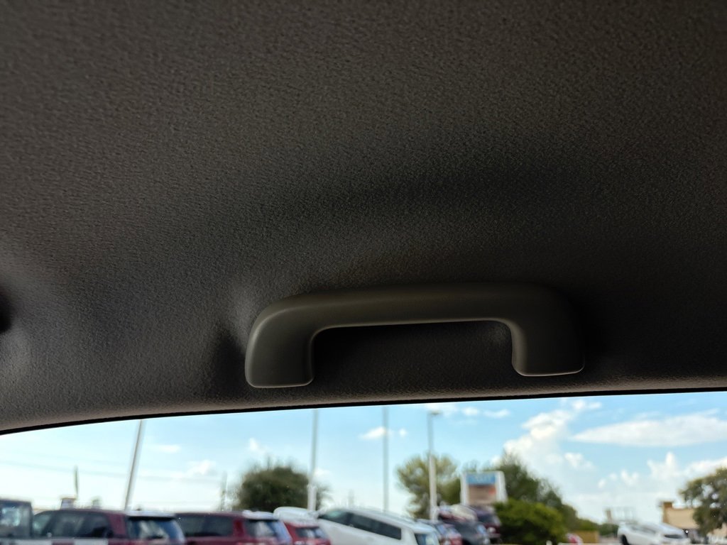 Used 2015 Toyota 4Runner image 37