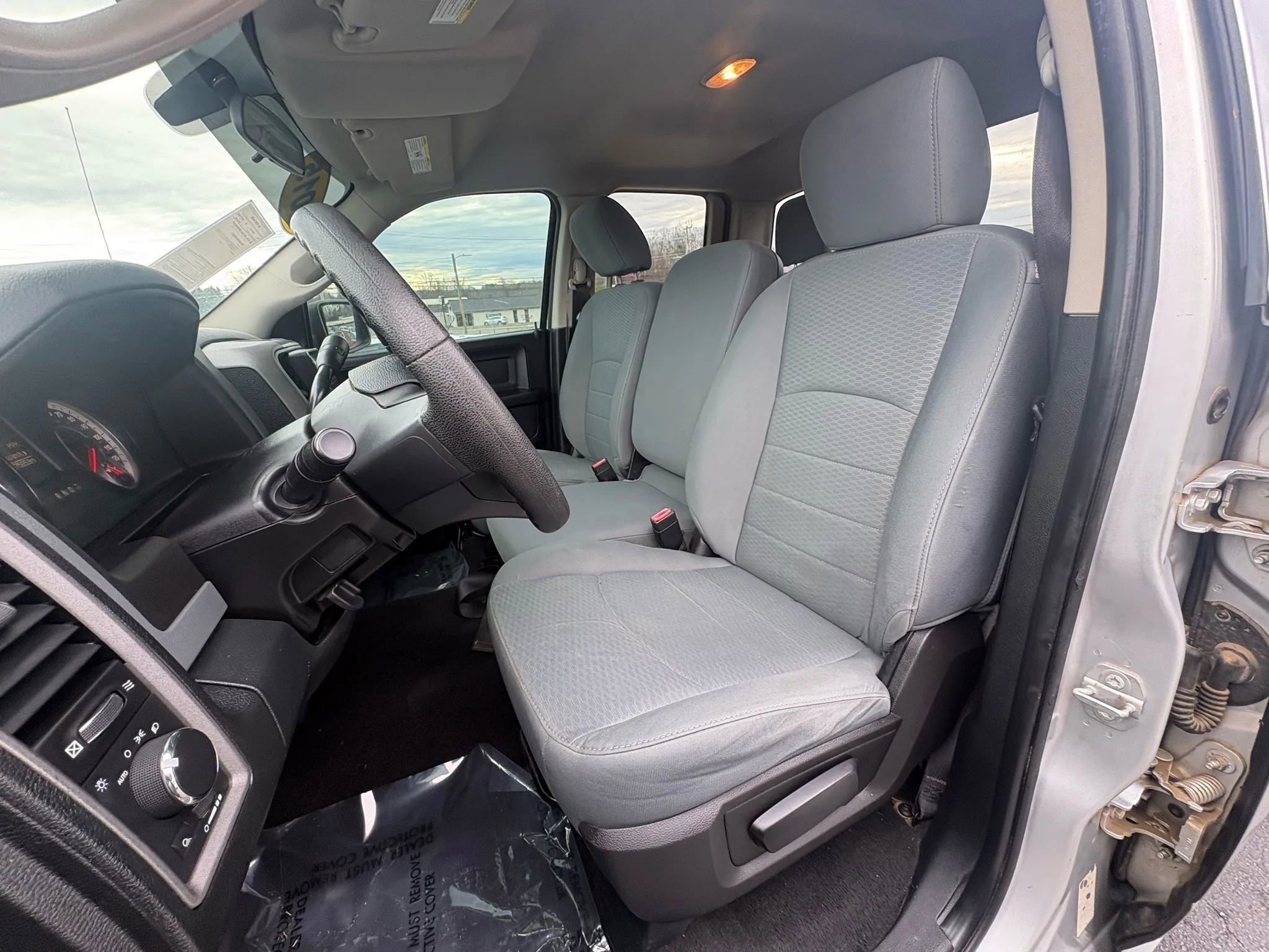 Used 2015 RAM 1500 Tradesman w/ Popular Equipment Group image 17