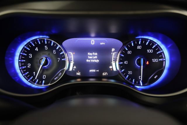 Used 2023 Chrysler Pacifica Touring-L AWD/4WD image 29