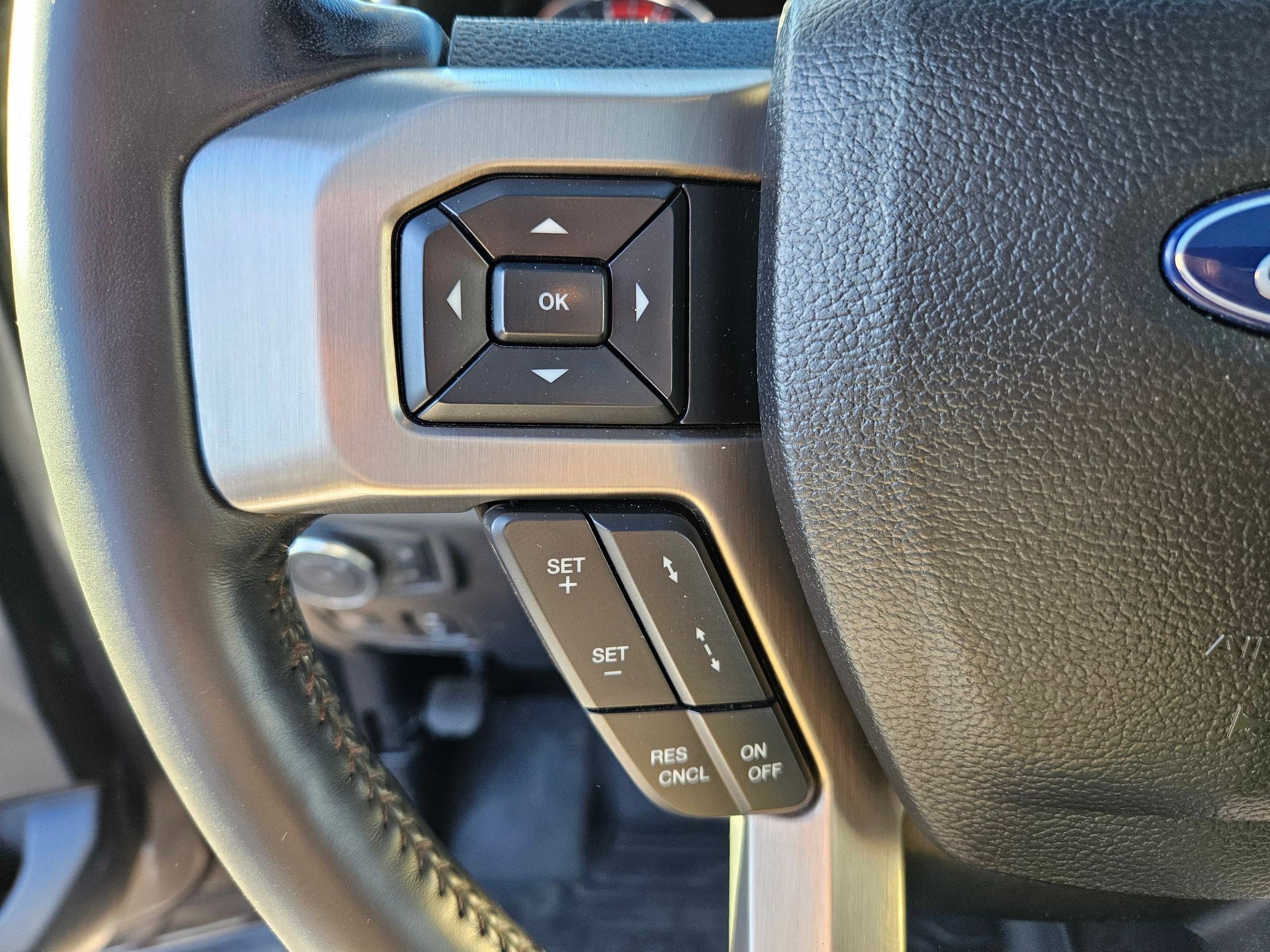 Used 2018 Ford F350 Platinum w/ Platinum Ultimate Package image 20