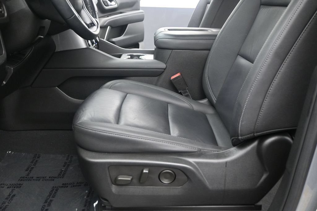 Used 2024 Chevrolet Tahoe LT RWD image 16