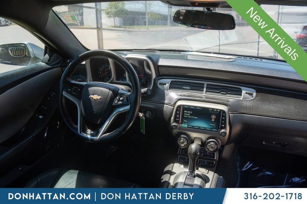 Used 2015 Chevrolet Camaro SS RWD image 4