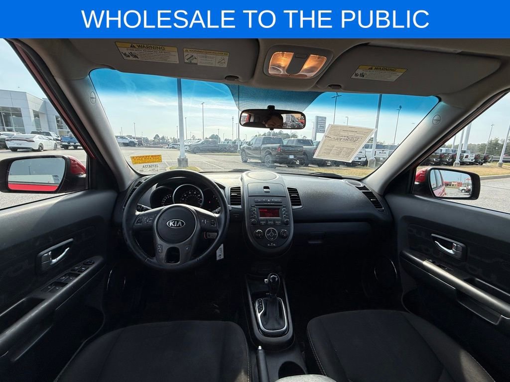 Used 2013 Kia Soul + image 12